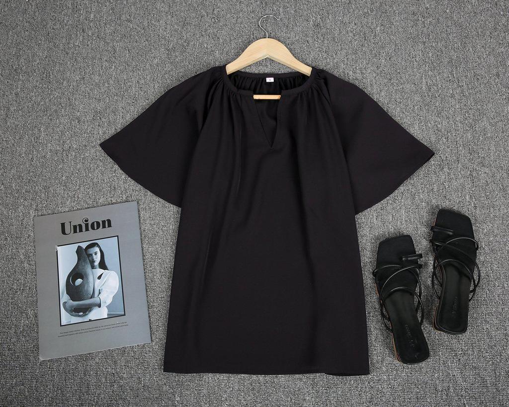 Chic Notched Neckline Short Sleeve Black Top
