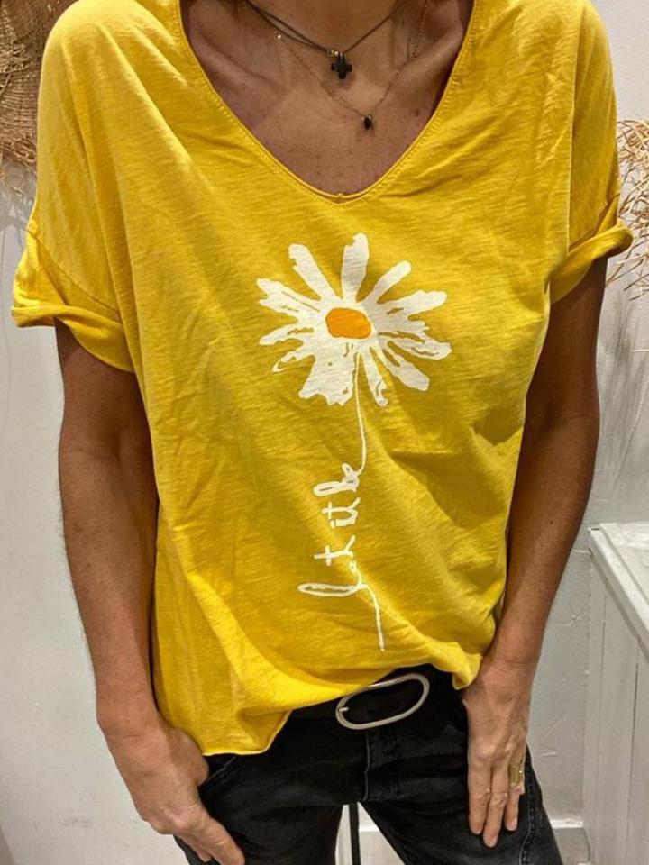 Youthful Print Short Sleeve Top