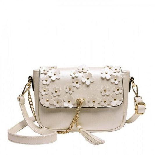 Flap shoulder bag with plum flower ornaments
