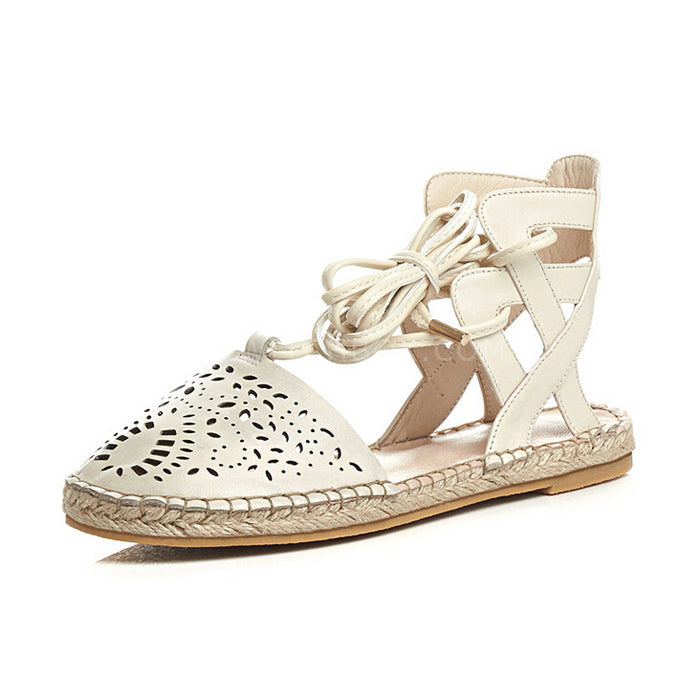 Round-toe cross strap sandals