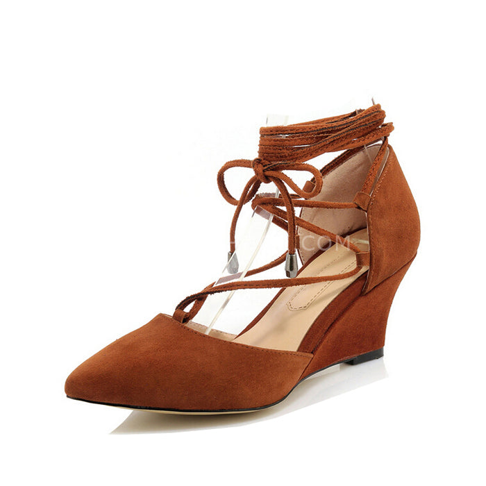 The sheep's skin with single wedge shoes