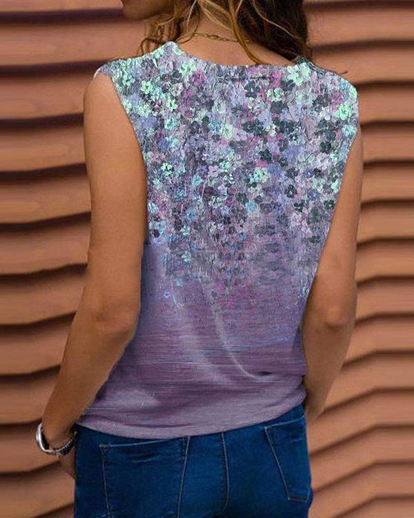 Stunning V-Neck Sleeveless Printed Top