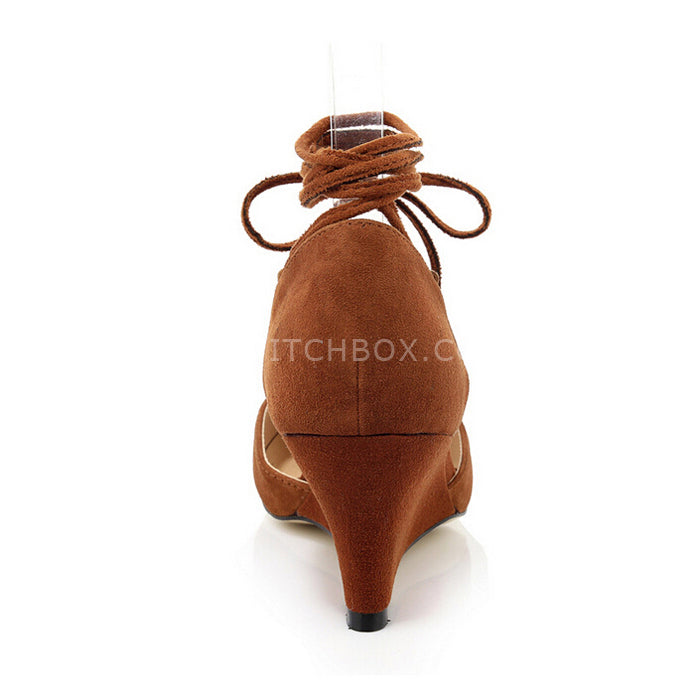 The sheep's skin with single wedge shoes