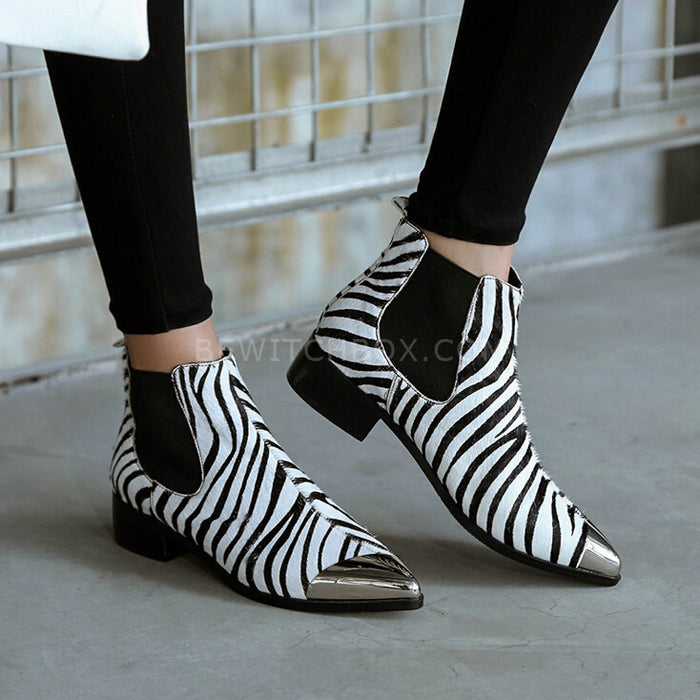 Zebra pointed short boots