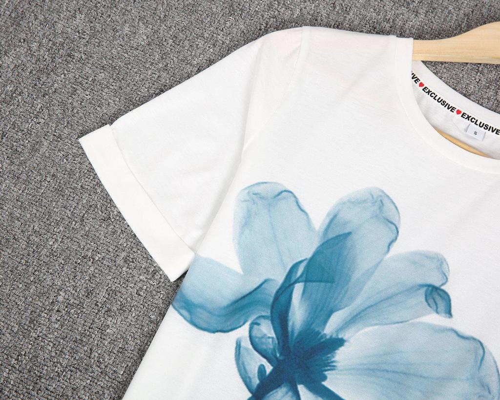 Elegant Print Short Sleeve Top