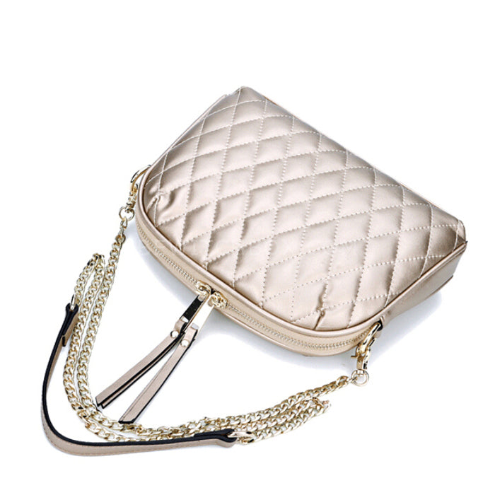 Diamond Lattice Chain Strap Crossbody Bag