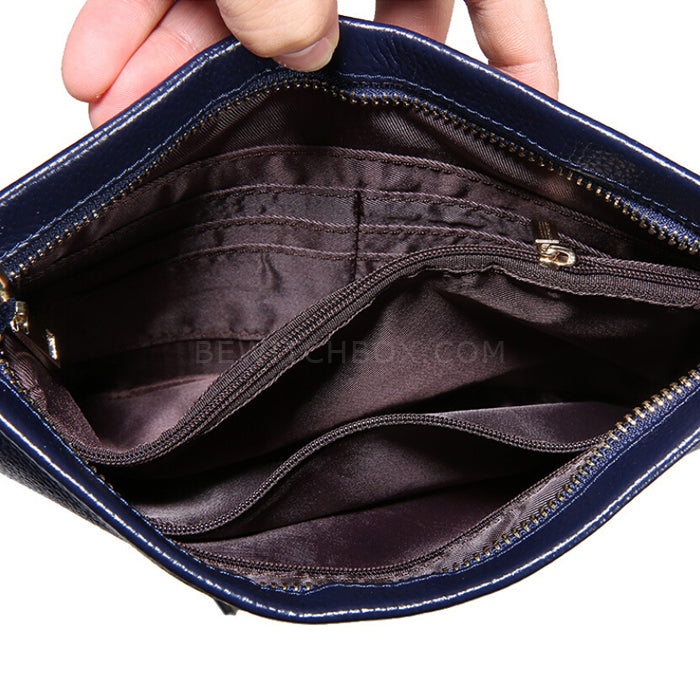 Chain is pure color one shoulder hand bag