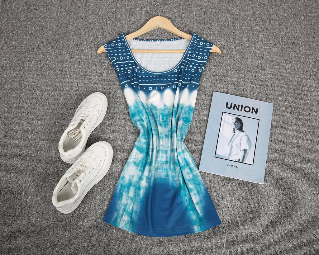 Comfy Print Round Neck Sleeveless Top