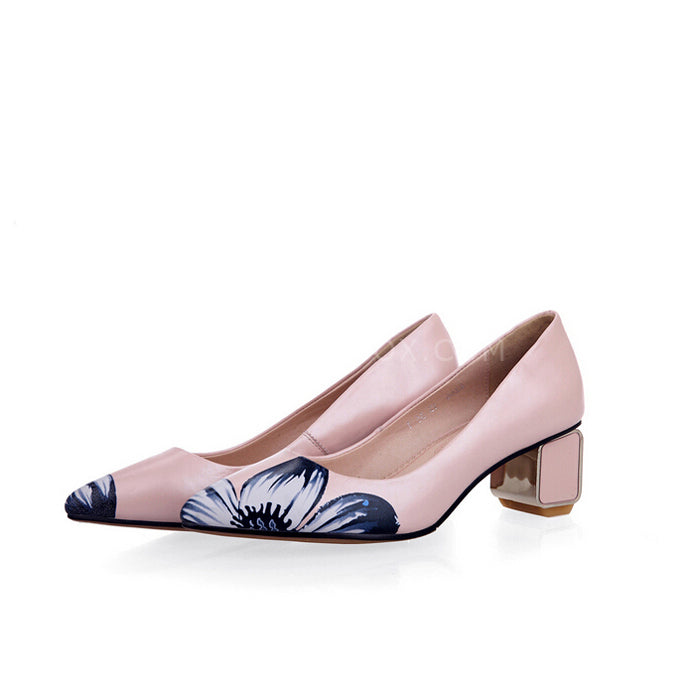 The shallow mouth shoes with floral printed